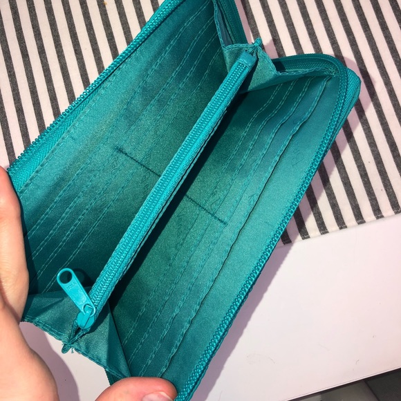 Vera Bradley Wallet - Picture 7 of 8